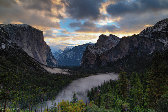 Tunnel View, Morning Fog