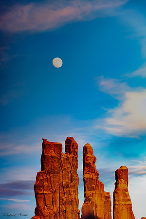 Moonrise, Monument Valley